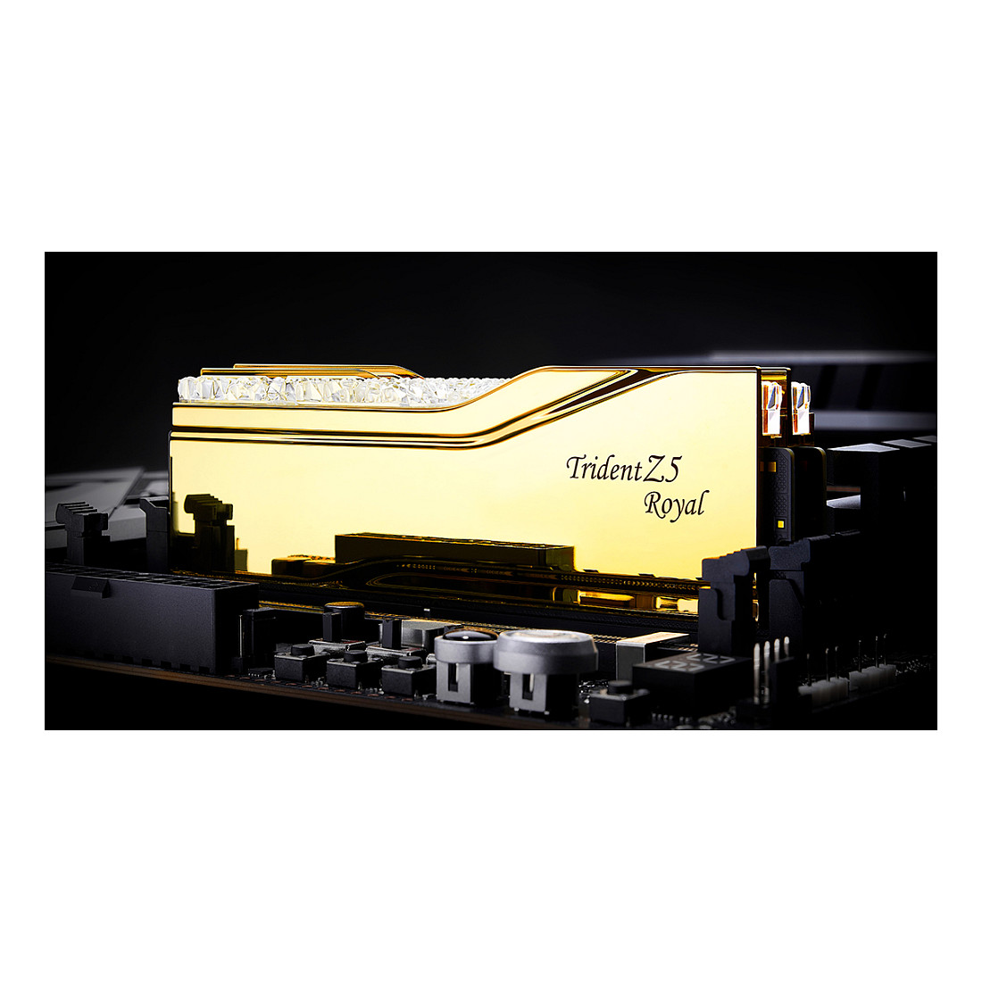 DIMM 32 GB DDR5-6000(gold, F5-6000J2836G16GX2-TR5G, Trident Z5 Royal RGB, INTEL XMP) CL28