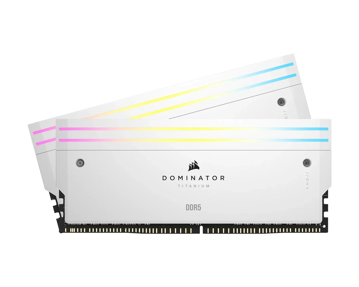 K Corsair DOMINATOR Titanium Light Enhancement Kit, RGB LED, White Heatsink Functional LEDs, no DRAM ICs (CMPLEKIT2W)