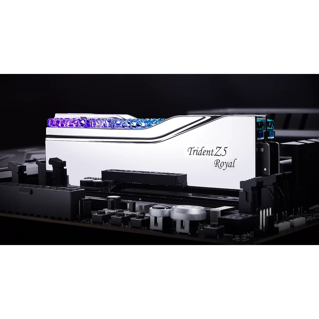 48GB PC 7200 CL36 G.Skill KIT (2x24GB) TR5S RGB Royal