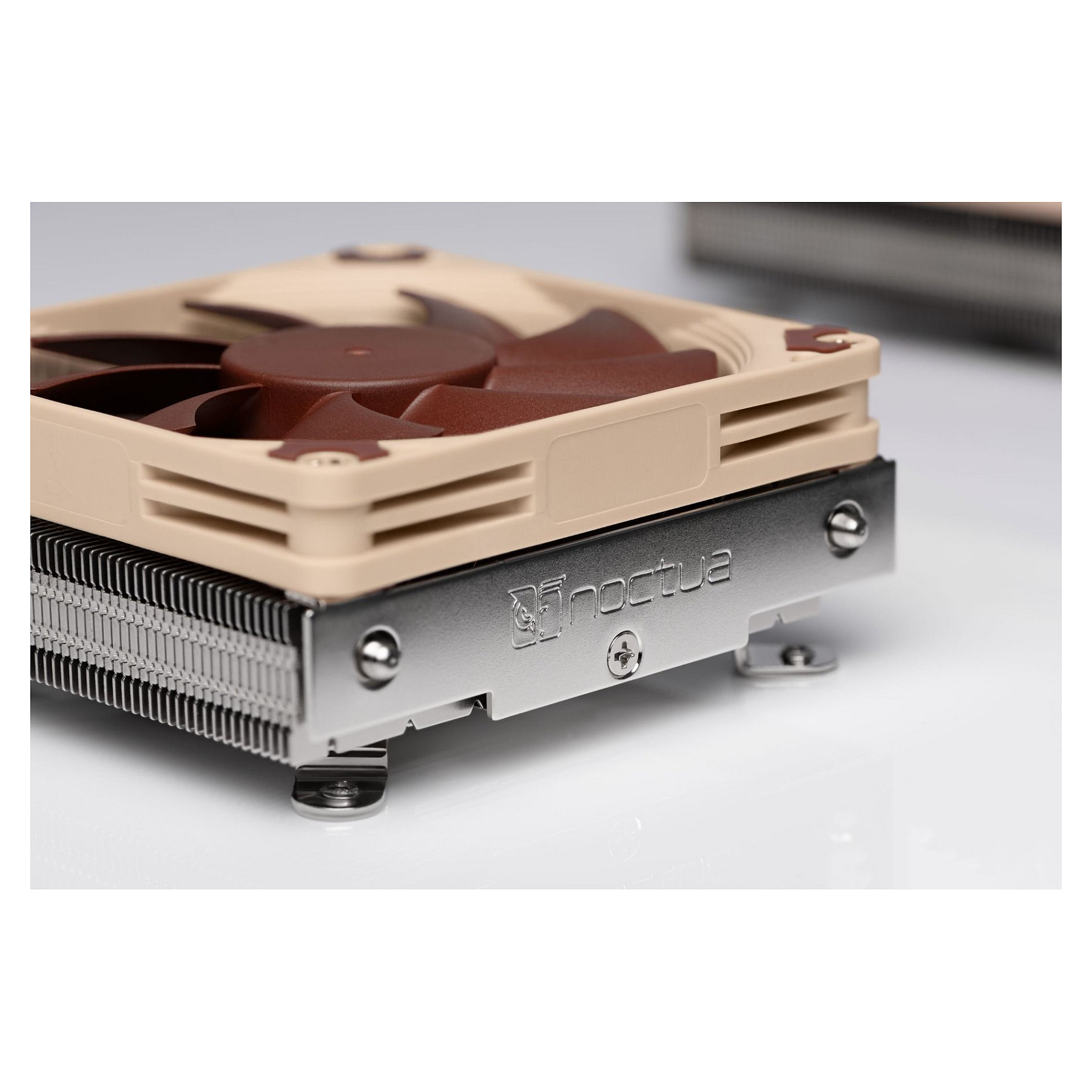K NOCTUA NH-L9i