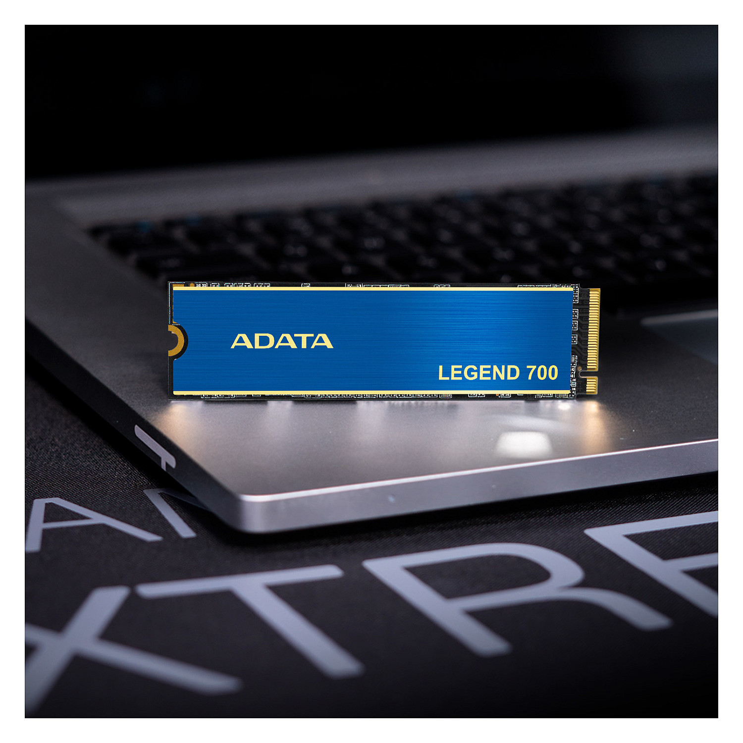 M.2 512GB ADATA LEGEND 700 (blau/gold, PCIe 3.0 x4, NVMe 1.4, M.2 2280)