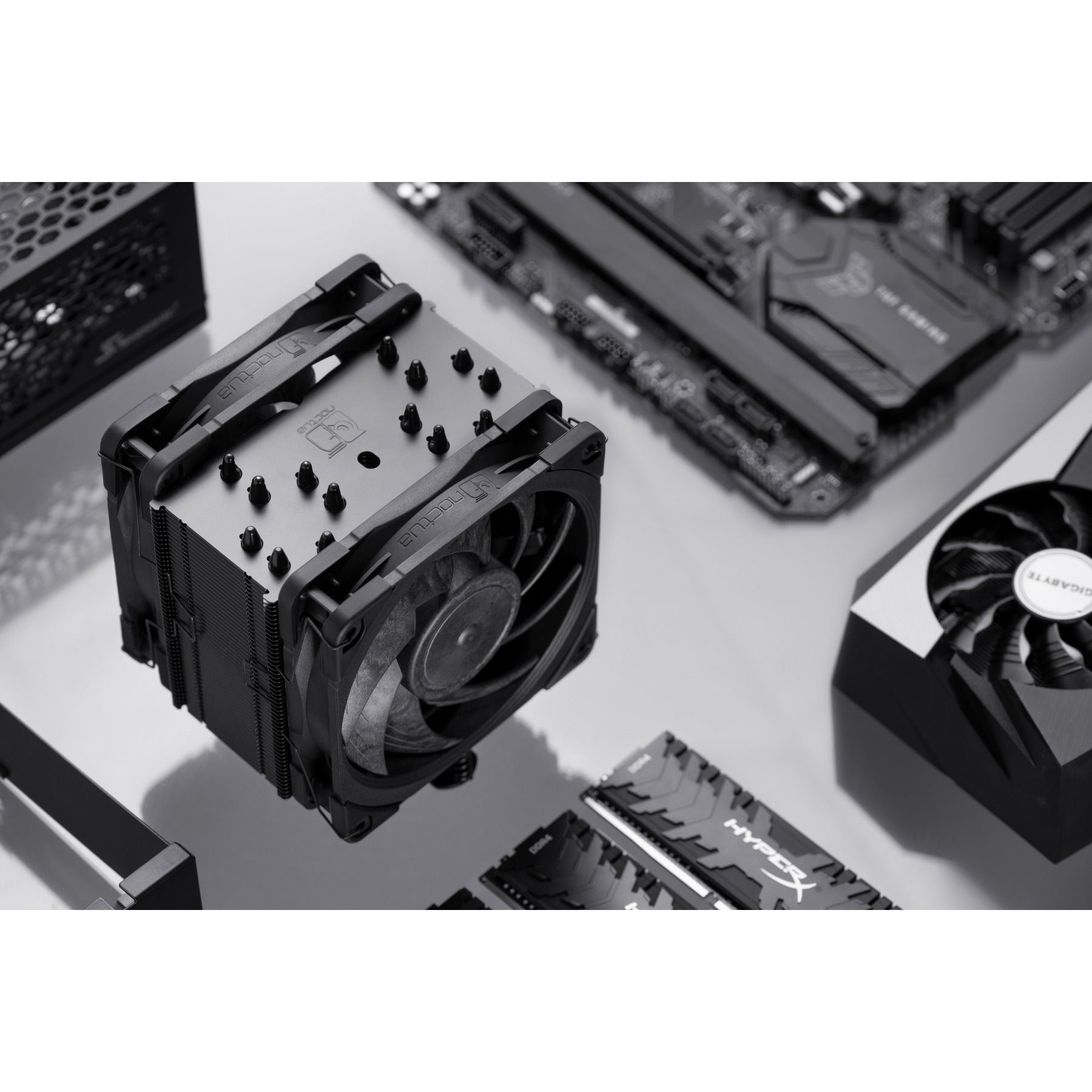 K NOCTUA Kühler NH-U12A chromax.black