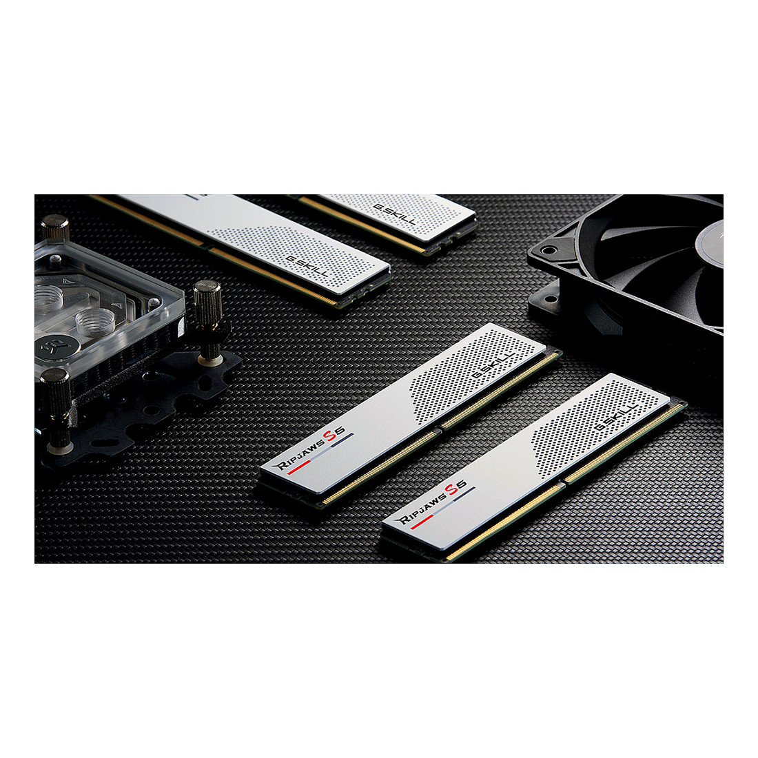 G.Skill DIMM 32 GB 6000 (2x 16 GB) Dual-Kit (wei. F5-6000J3040F16GX2-RS5W. Ripjaws S5. INTEL XMP)