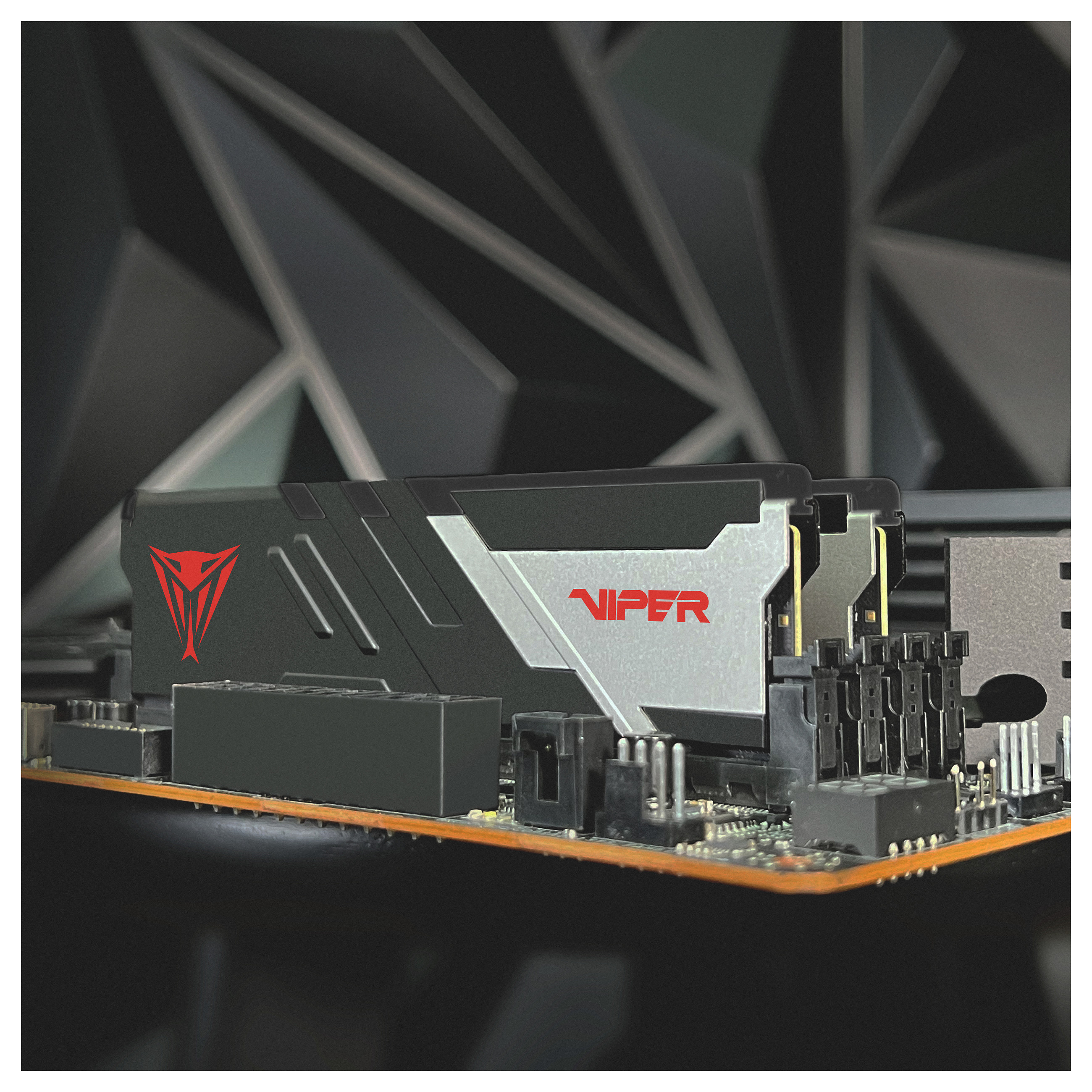 PC6000 Patriot 16GB (1x16) Viper Venom CL30 PE1057