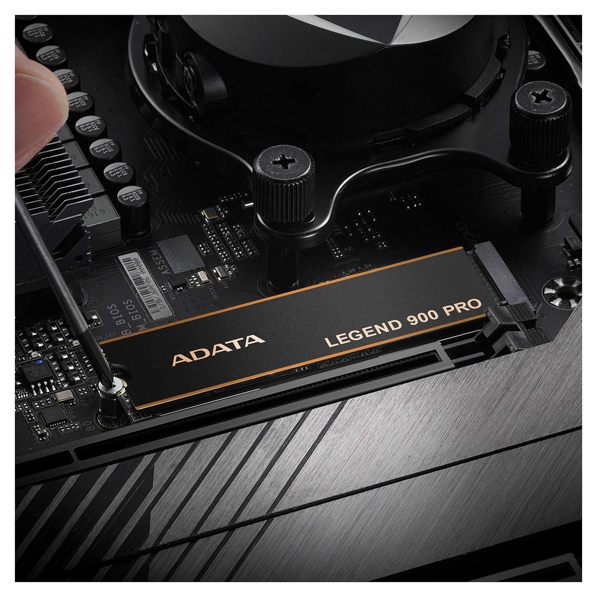 M.2 ADATA LEGEND 900 Pro 1 TB (schwarz/gold, PCIe 4.0 x4, NVMe 1.4, M.2 2280)