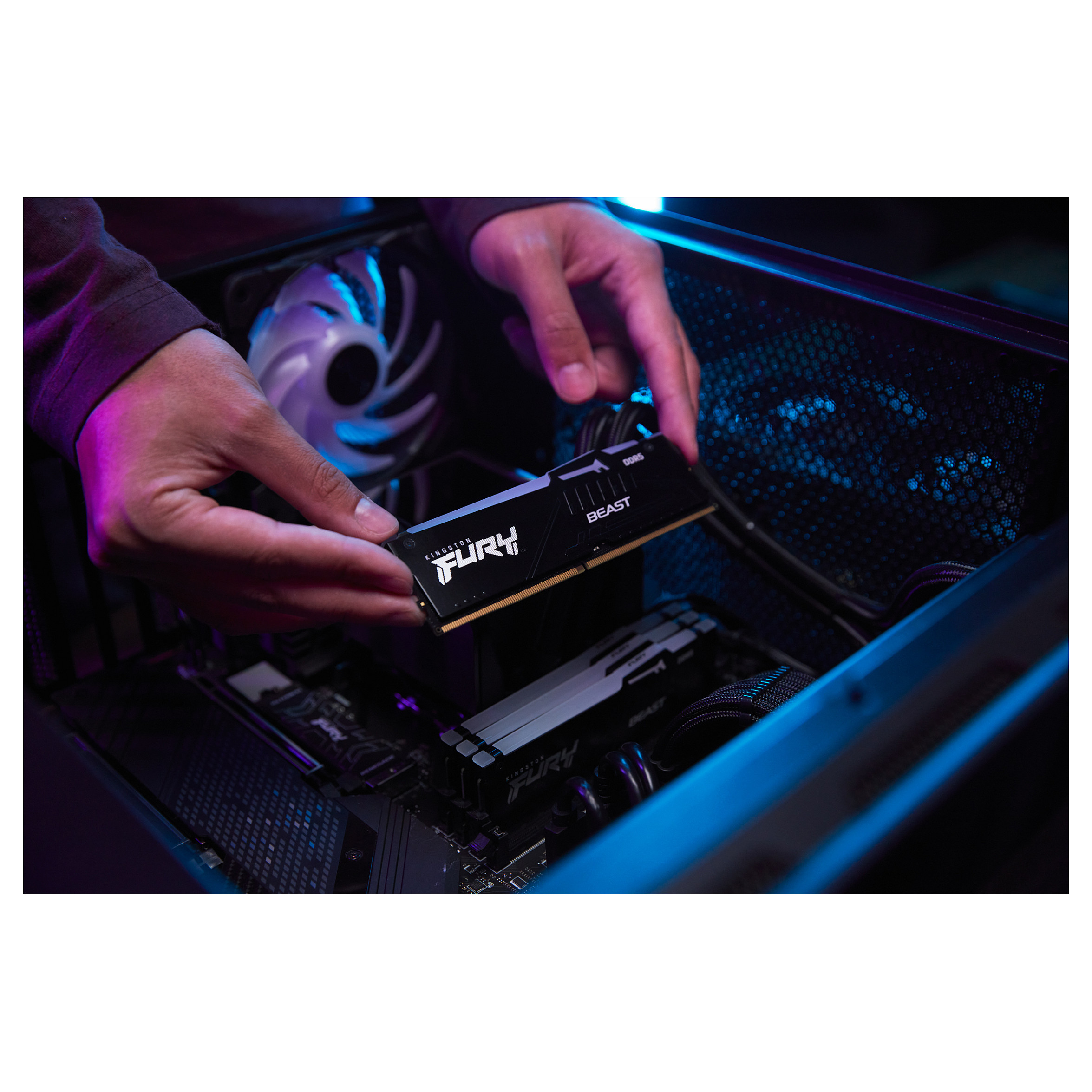 KINGSTON 16GB 5200MHz DDR5 CL40 DIMM Kit of 2 FURY Beast RGB