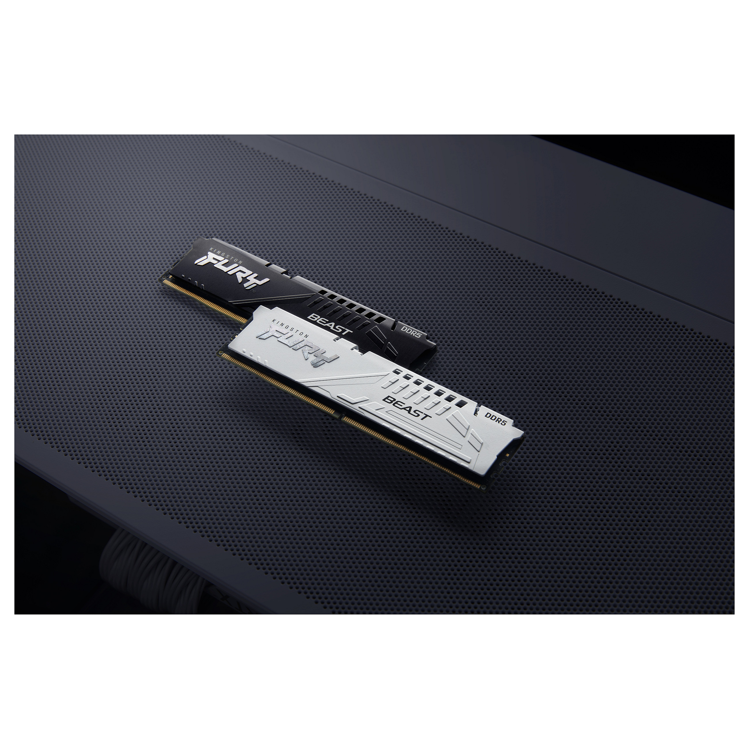 KINGSTON FURY Beast 16GB DIMM DDR5 5600MT/s DDR5 CL40 White XMP